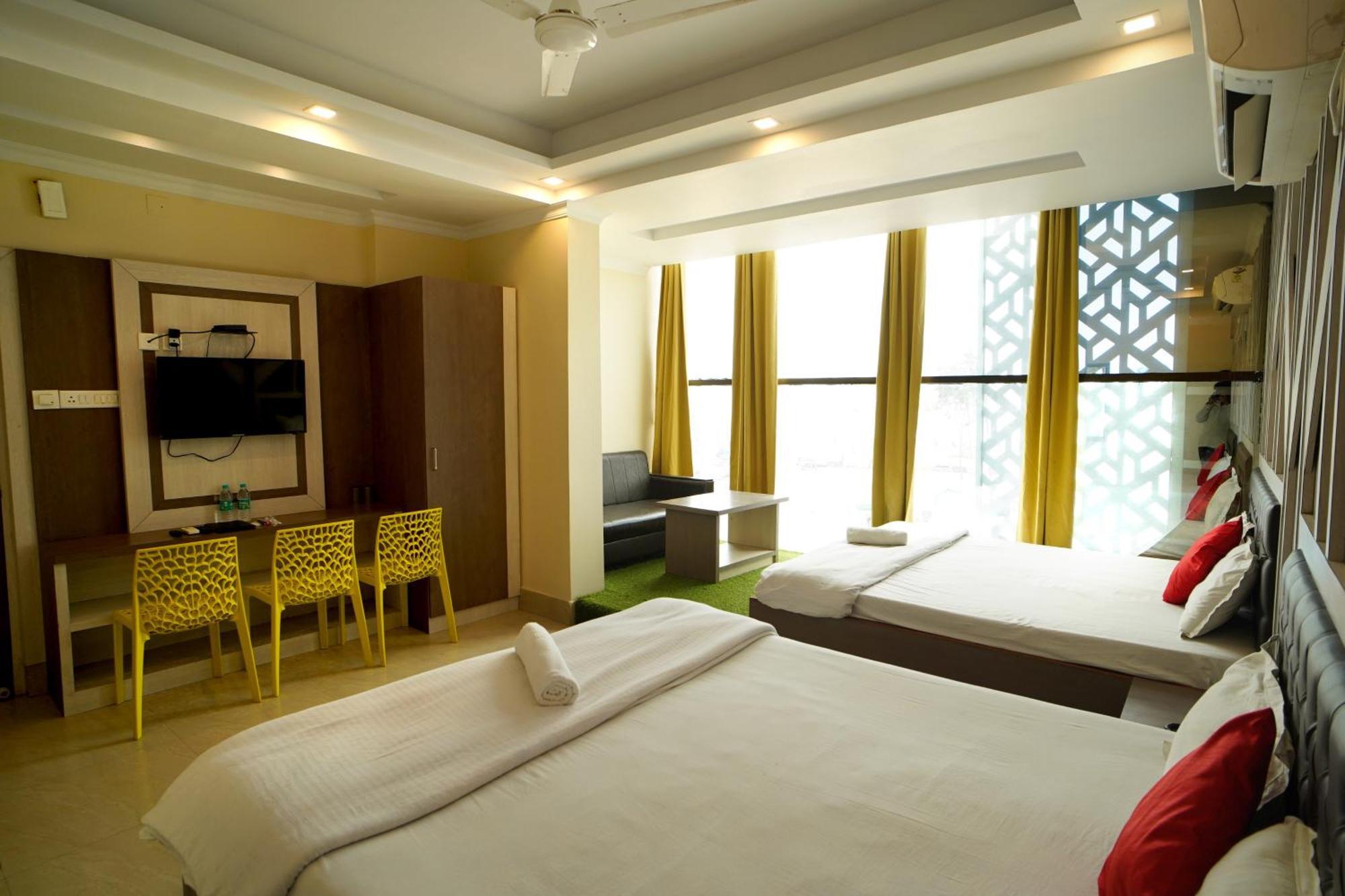 Royal Sea View !! Beach Front With Free Wifi !! Digha  Exterior photo