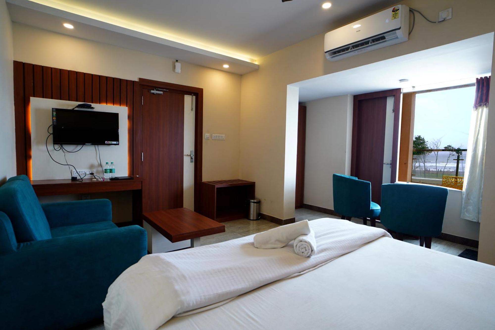 Royal Sea View !! Beach Front With Free Wifi !! Digha  Exterior photo