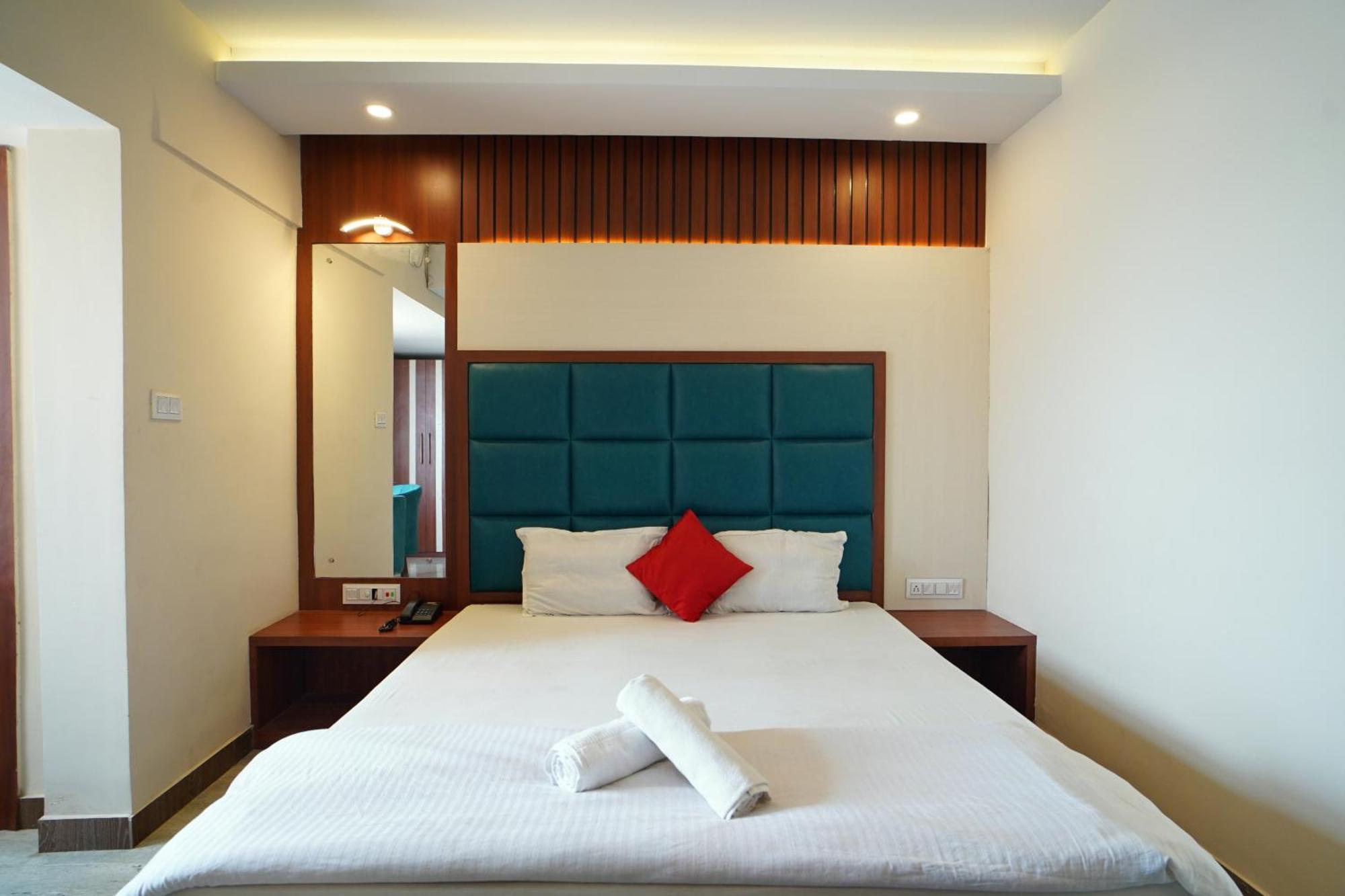 Royal Sea View !! Beach Front With Free Wifi !! Digha  Exterior photo