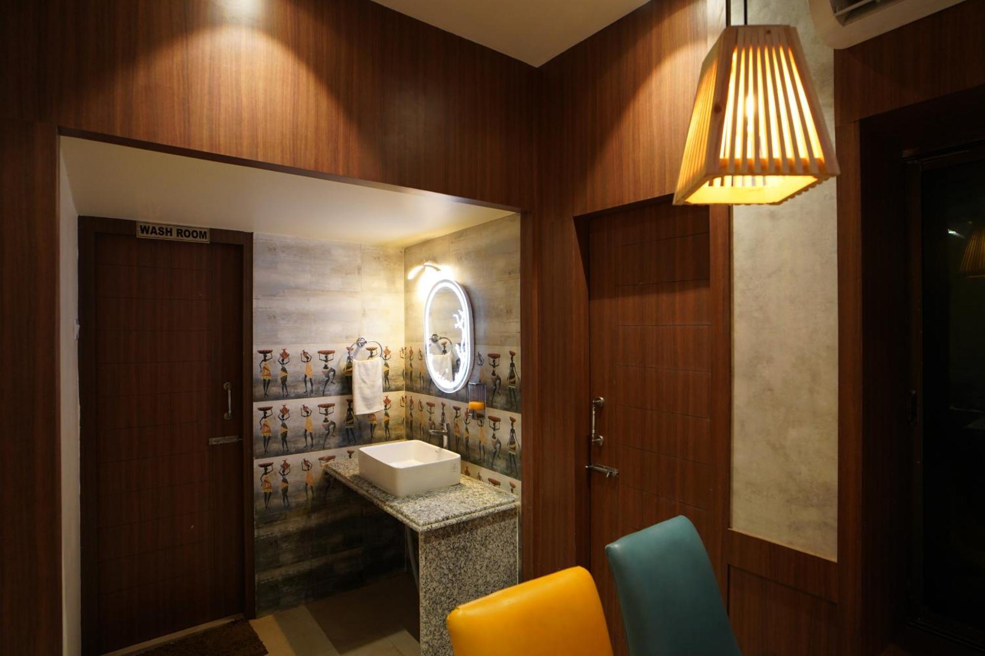 Royal Sea View !! Beach Front With Free Wifi !! Digha  Exterior photo