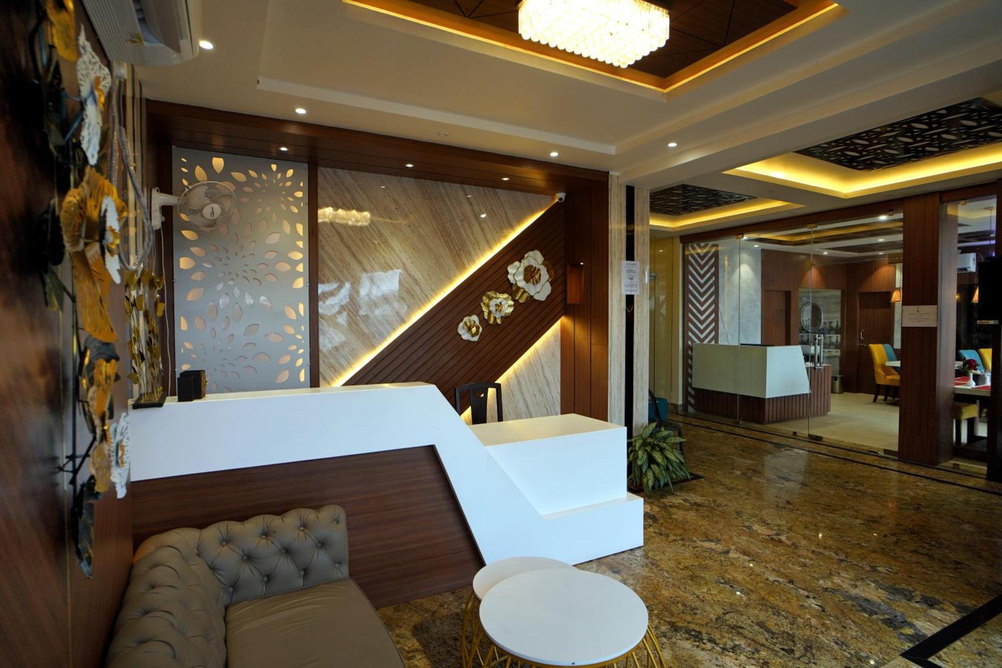 Royal Sea View !! Beach Front With Free Wifi !! Digha  Exterior photo