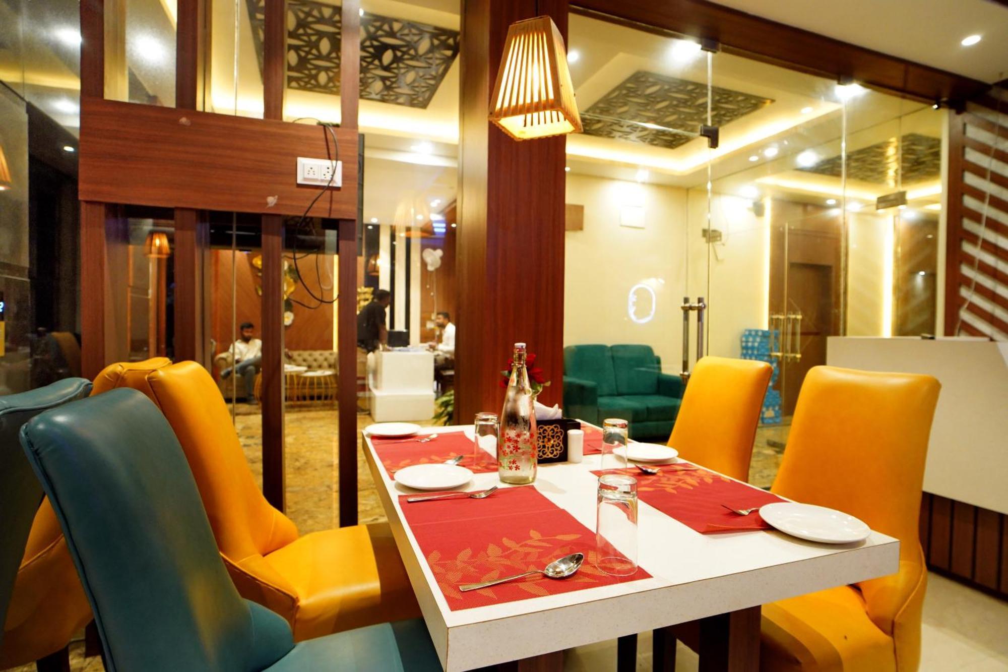Royal Sea View !! Beach Front With Free Wifi !! Digha  Exterior photo