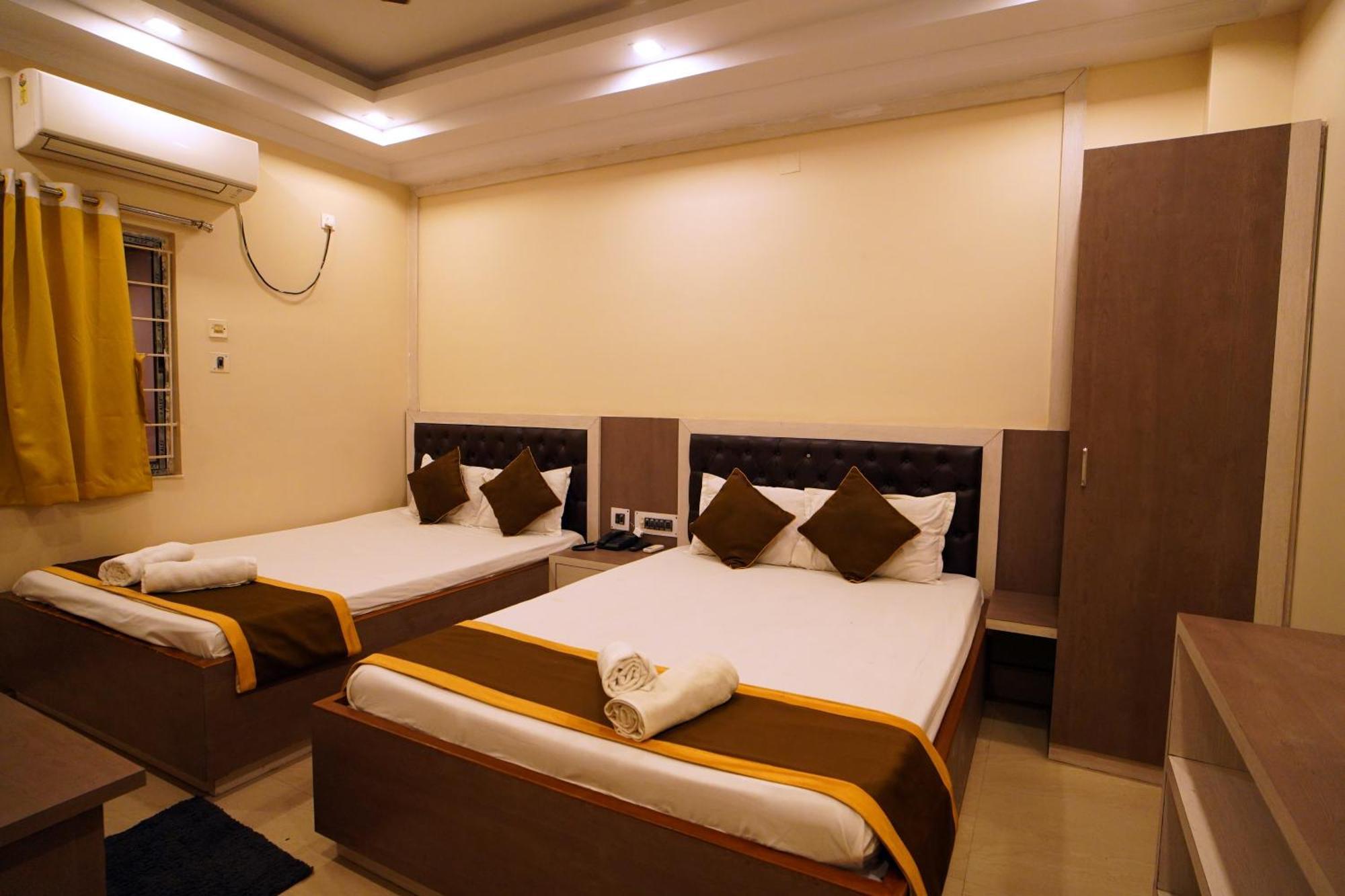 Royal Sea View !! Beach Front With Free Wifi !! Digha  Exterior photo